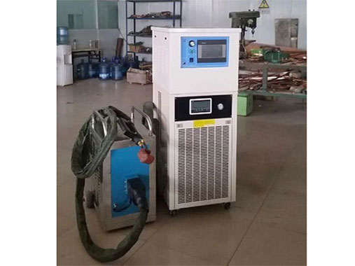 帶水冷機的手持加熱設備